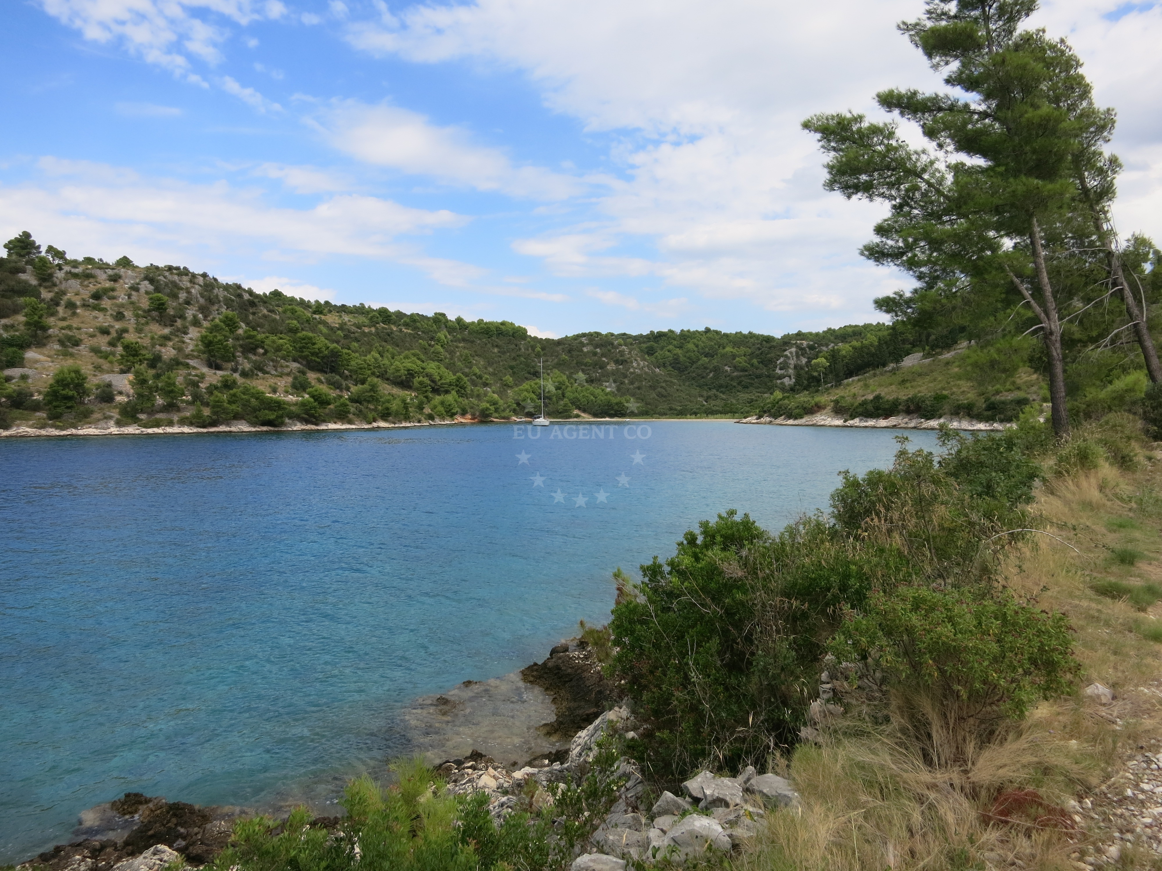 Stiniva Anchorage with pebble beach and clear waters
