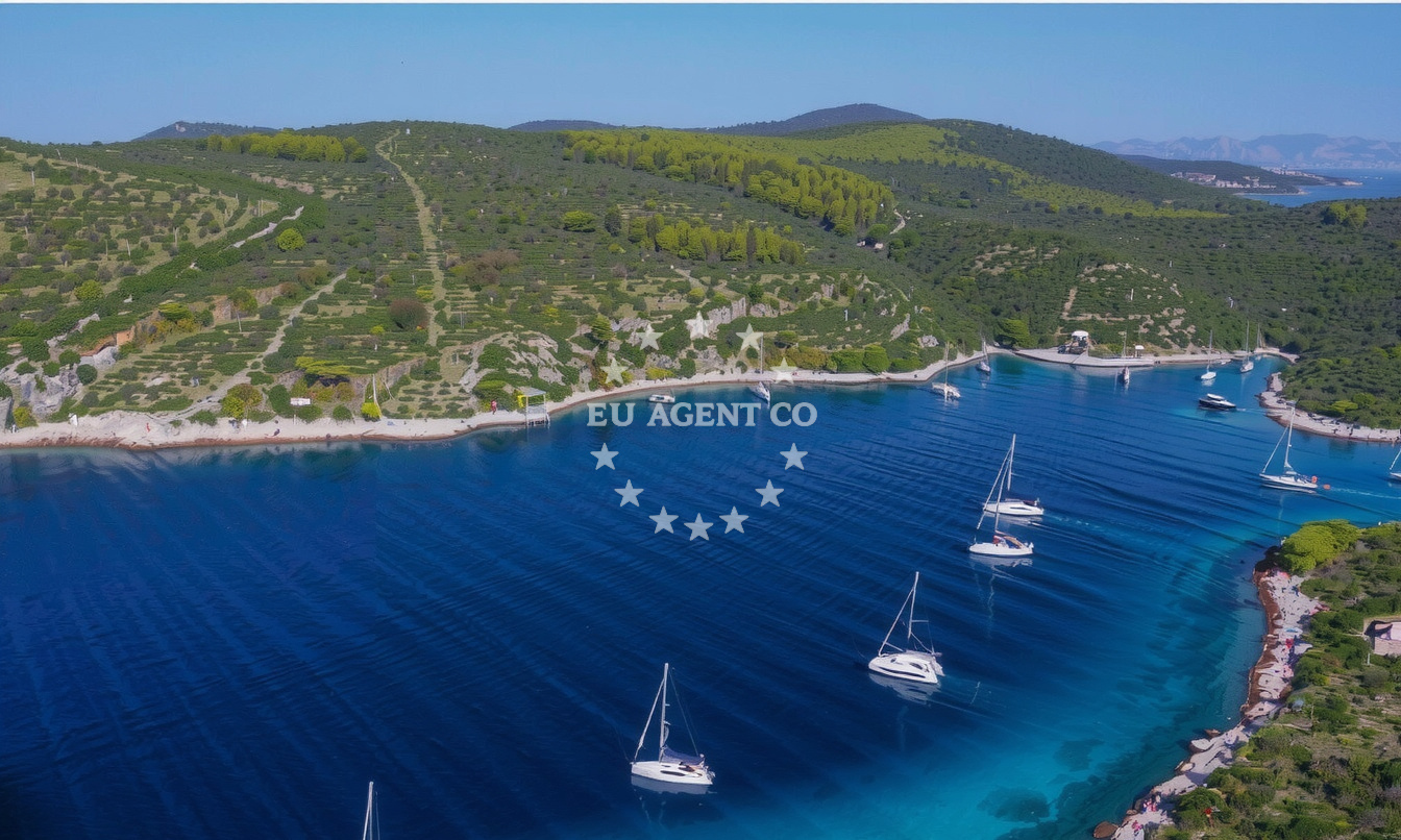 Additional view of Livka anchorage in Anchorage on the island Šolta, Central Dalmatia, Croatia photo 8