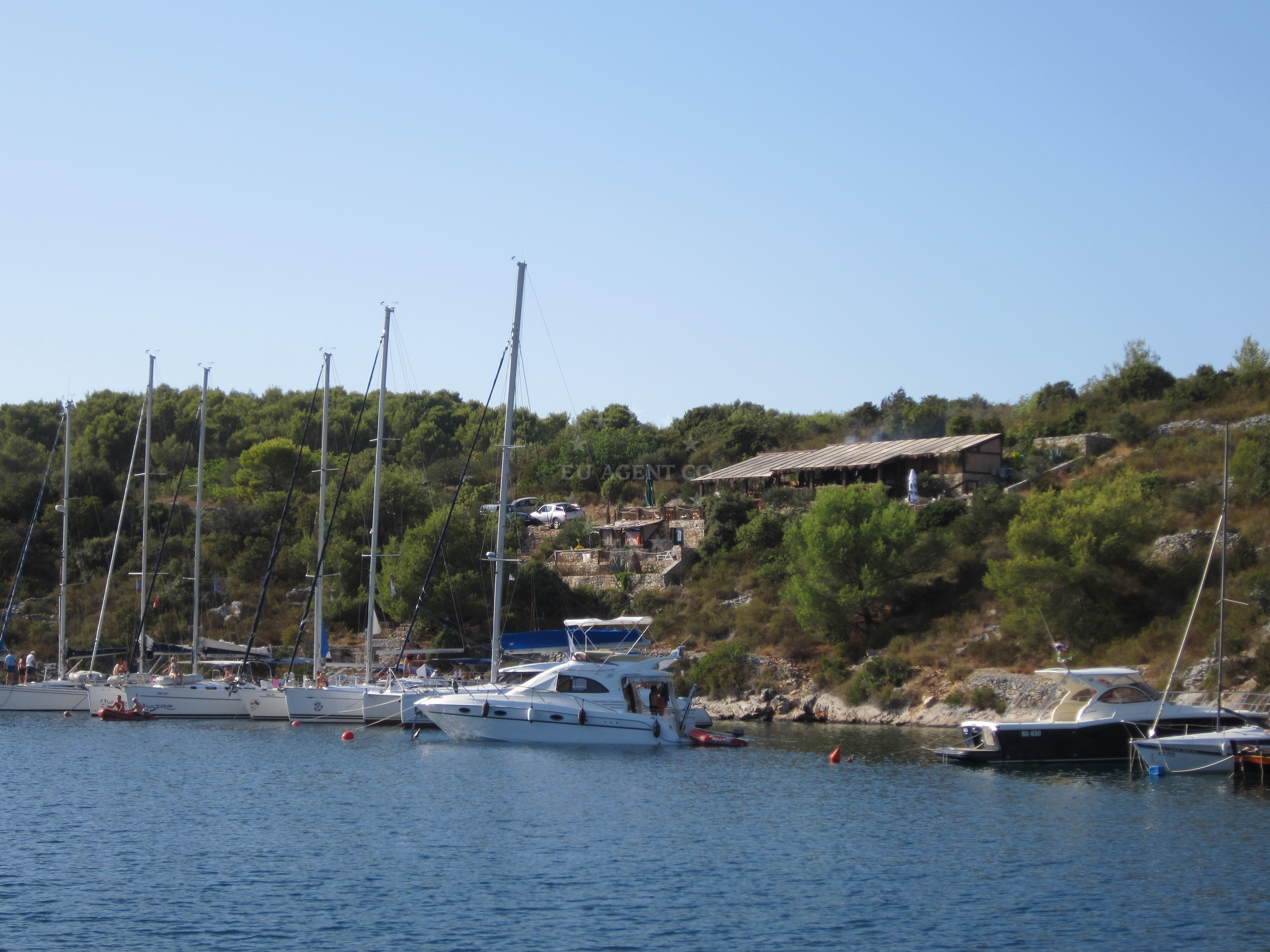 Anchorage in Maslinica, Šolta with sandy seabed and nearby Šešula