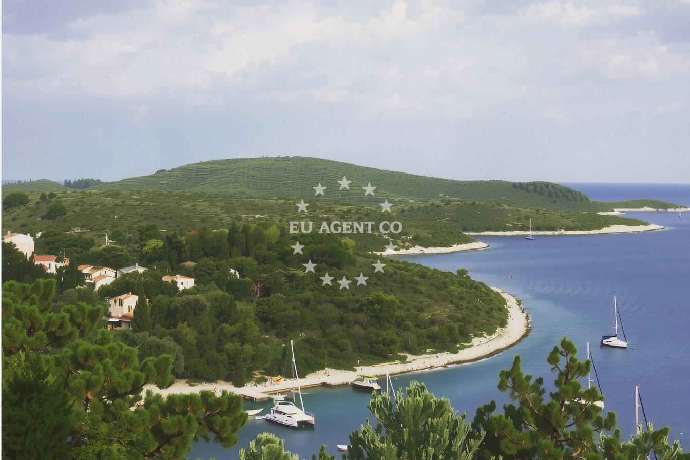Additional view of Dobri anchorage in Anchorage in Vlaka on the island St. Klement, Central Dalmatia, Croatia photo 9