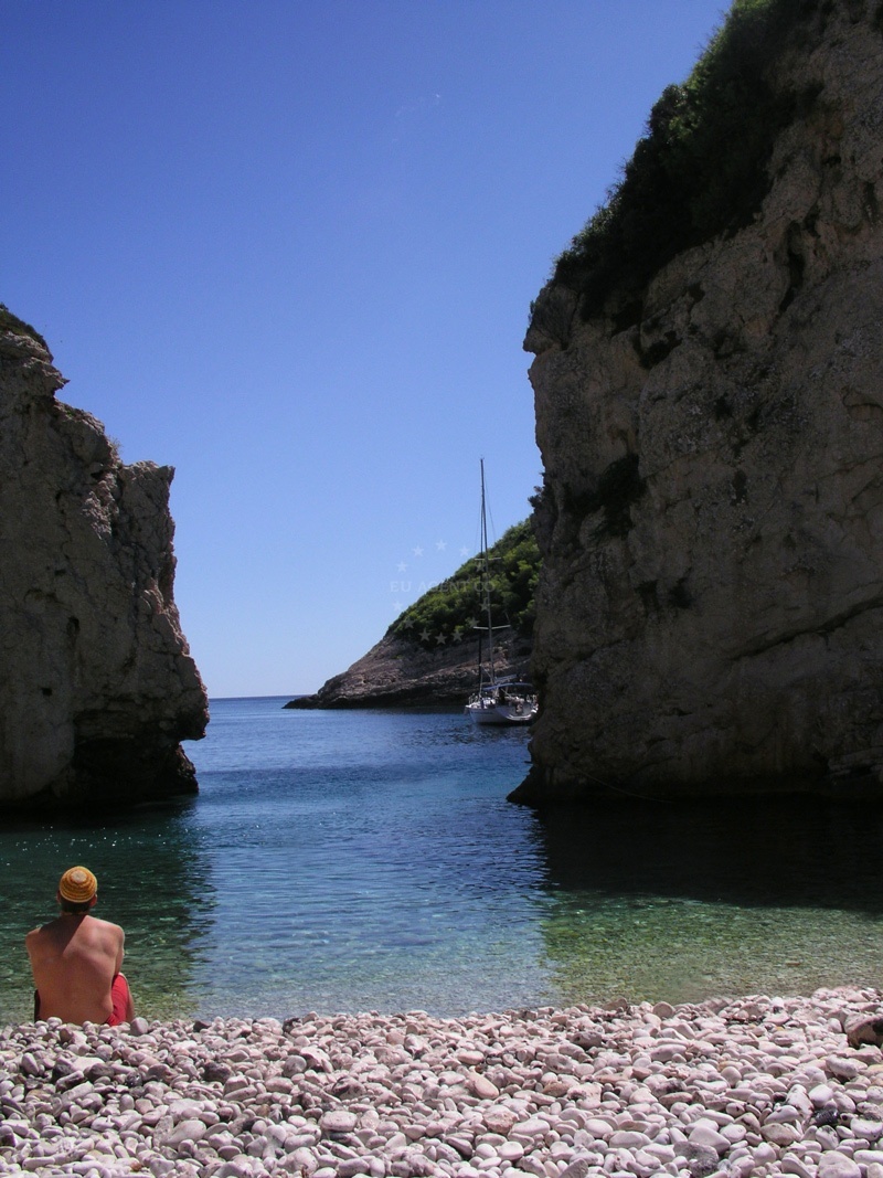 Yachts anchored at Stiniva, Vis Island, Central Dalmatia, Croatia