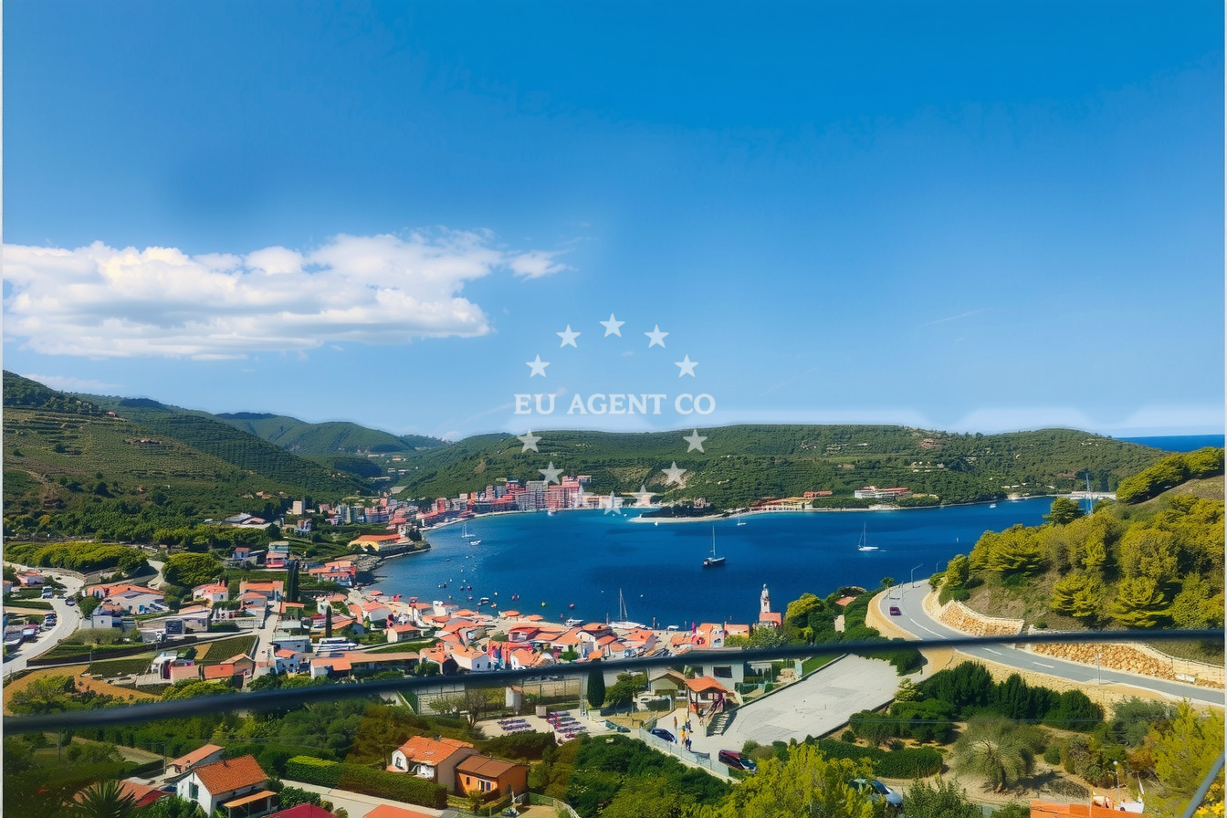 Additional view of Vis luka anchorage in Anchorage in Vis on the island Vis, Central Dalmatia, Croatia photo 9