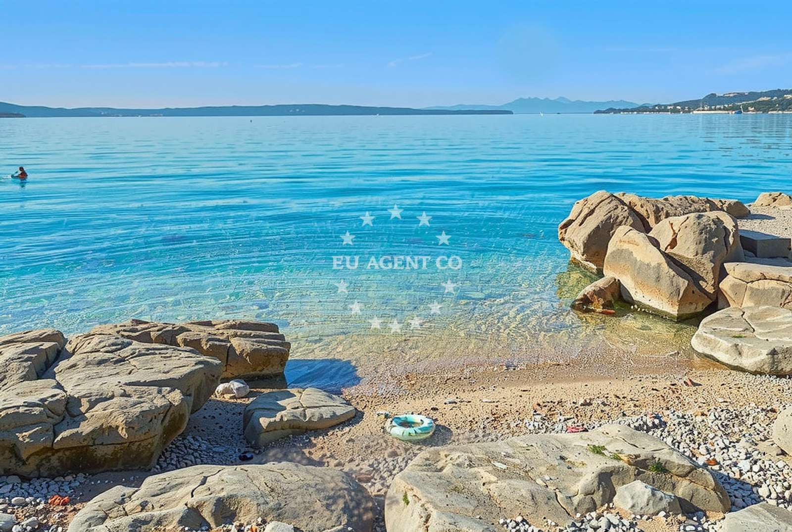 Plaza Klenovica Beach near the anchorage with clear blue waters