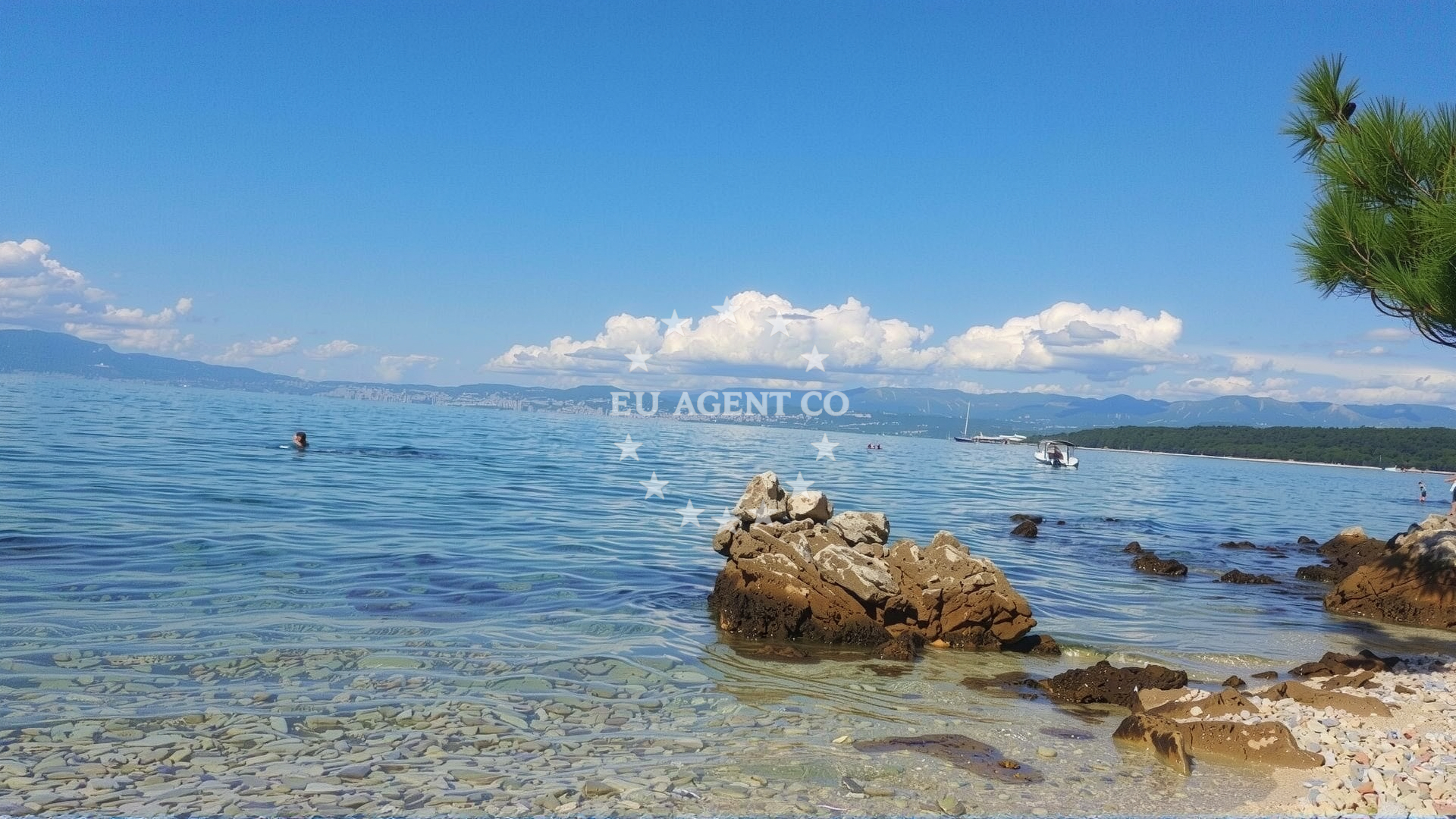 Kijac beach located 24 meters from Njivice anchorage