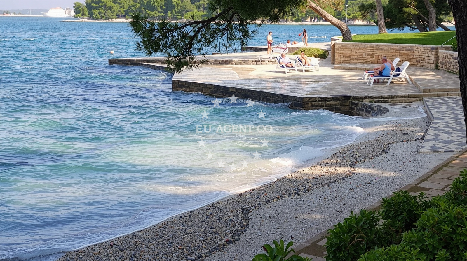Molindrio Beach, Poreč, Istria