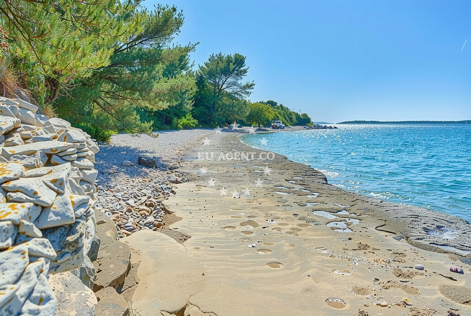 Kanalic Beach near Anchorage Pula 2EB5
