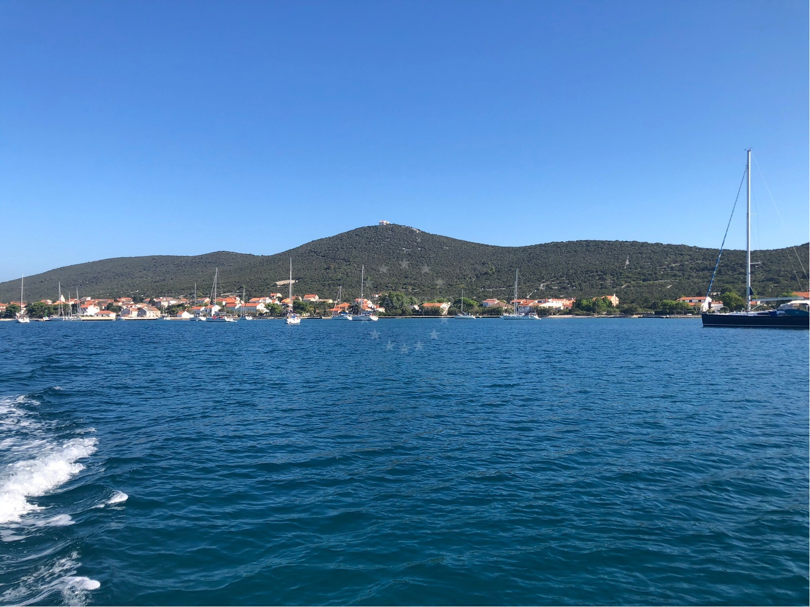 Sandy seabed with seaweed at Anchorage Ist, North Dalmatia