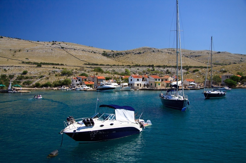 Anchorage in Vrulje, Kornat with sandy seabed and nearby Uvala Pivćena