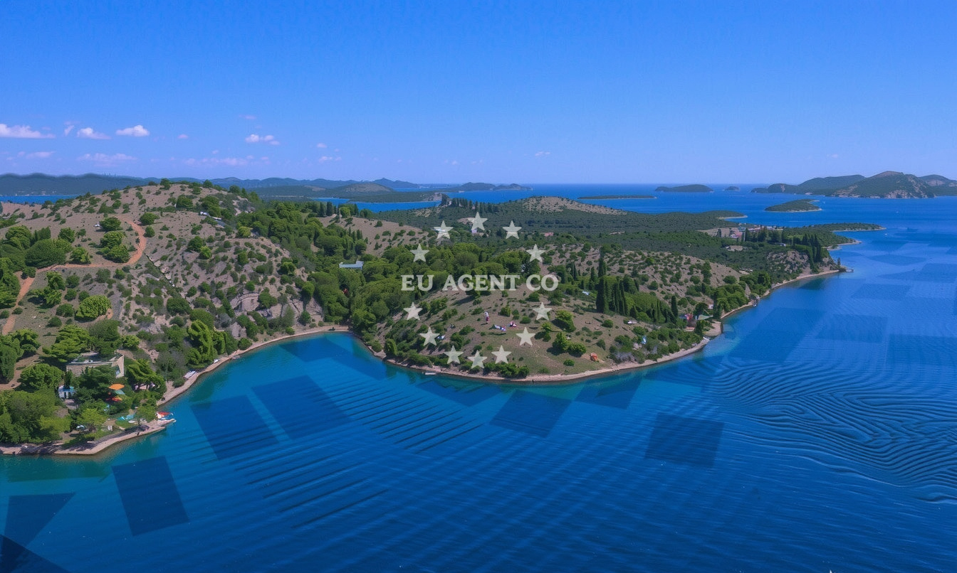 Additional view of Škrovada anchorage in Anchorage on the island Lavdara, North Dalmatia, Croatia photo 10