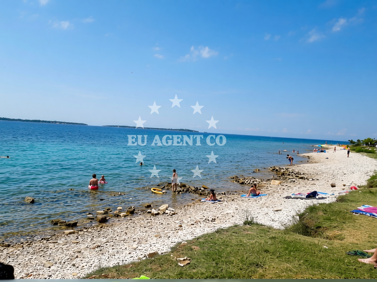 Sea and coastal view of AC Pineta beach in Perojska cesta bb, Fažana