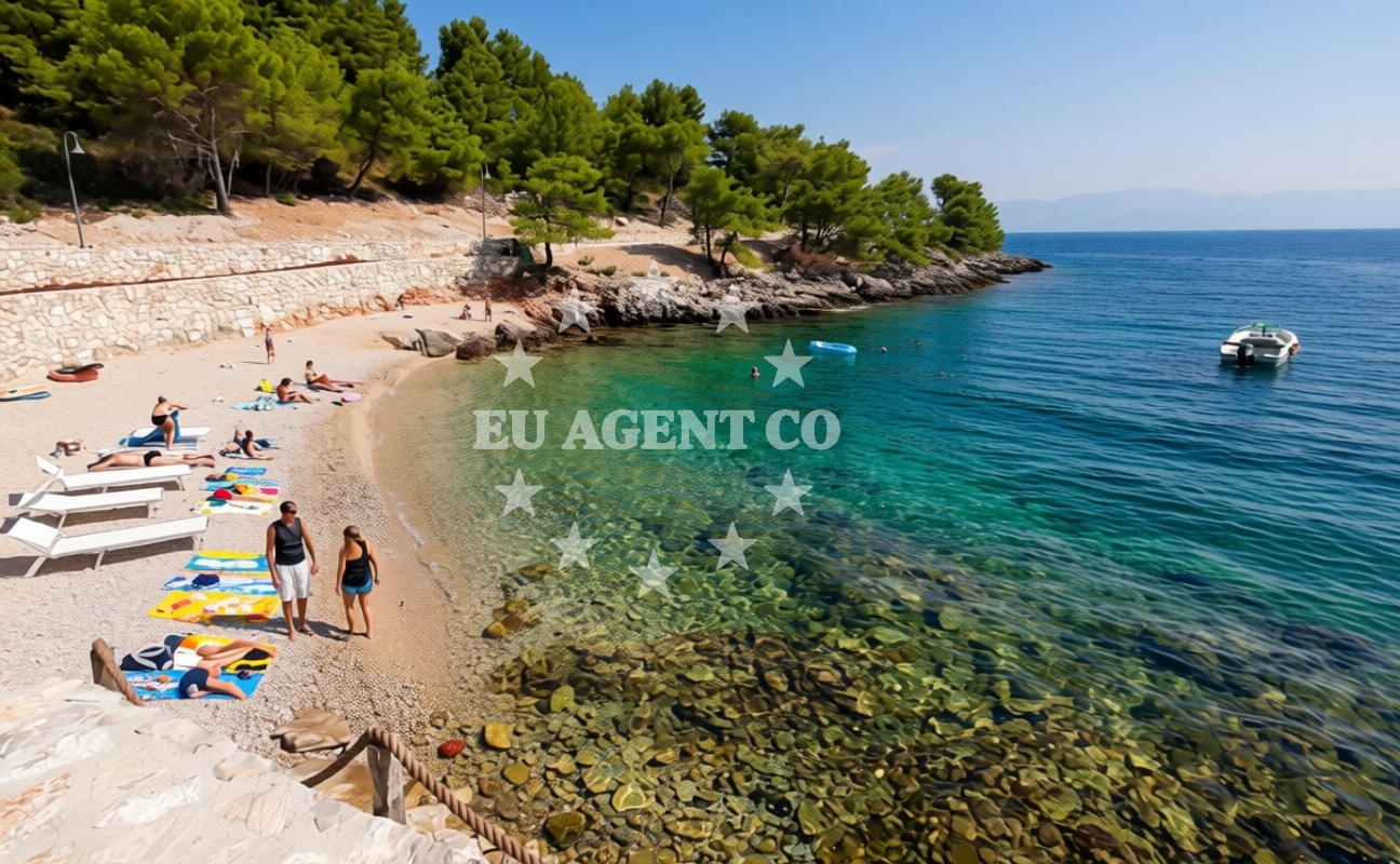 Additional view of Africa's beach in 39 Riva Pelegrina, Stomorska