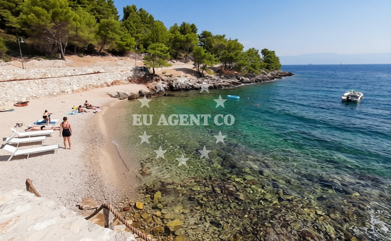 Additional view of Africa's beach in 39 Riva Pelegrina, Stomorska