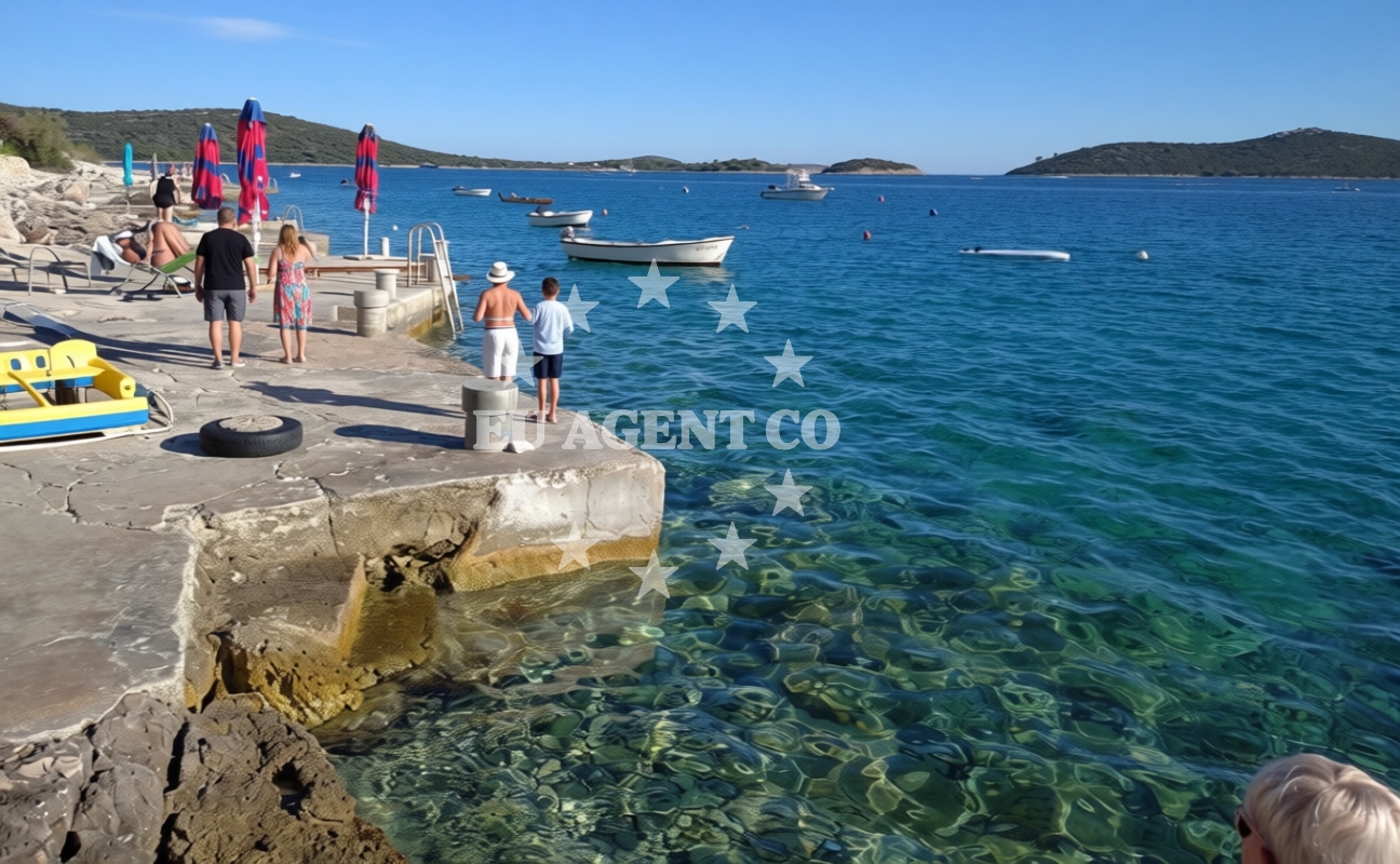Additional view of Alina beach in Svrda 18, Sevid