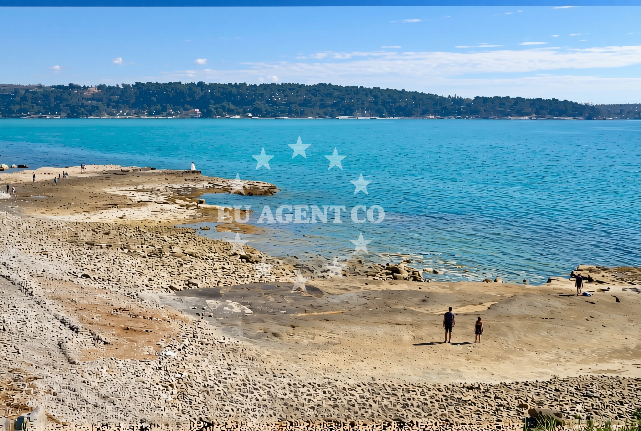 Shoreline and swimming area at Antenal: beaches and coves in Antenal