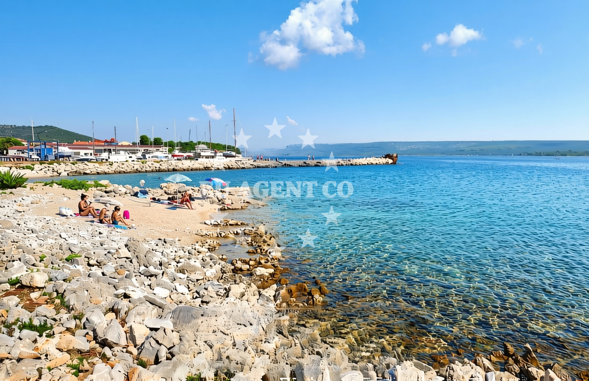 Sea and coastal view of Artac sredina, Nerezine (Lošinj) Beach in Artac sredina