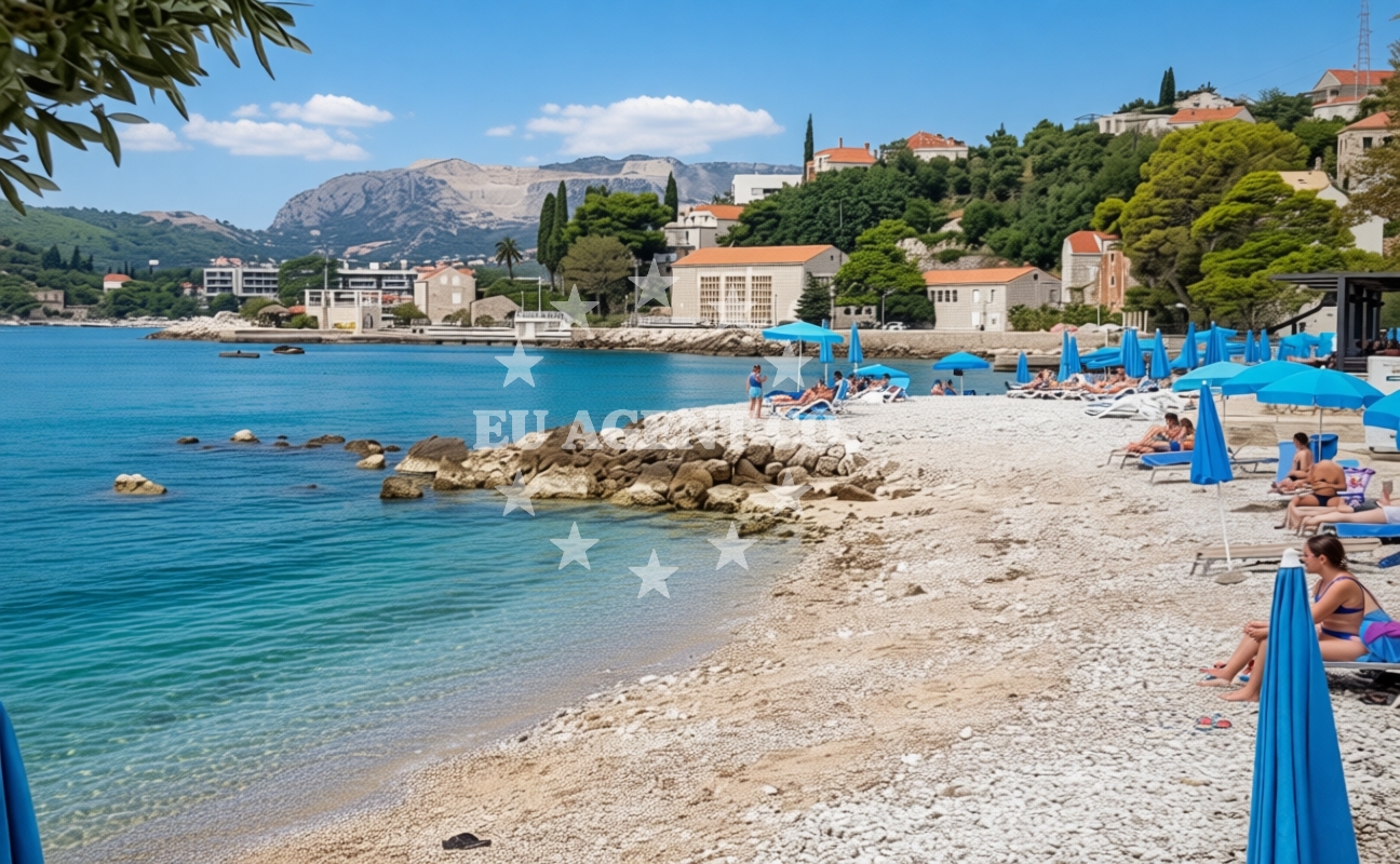 Additional view of Astarea beach in Vrelo 20, Mlini