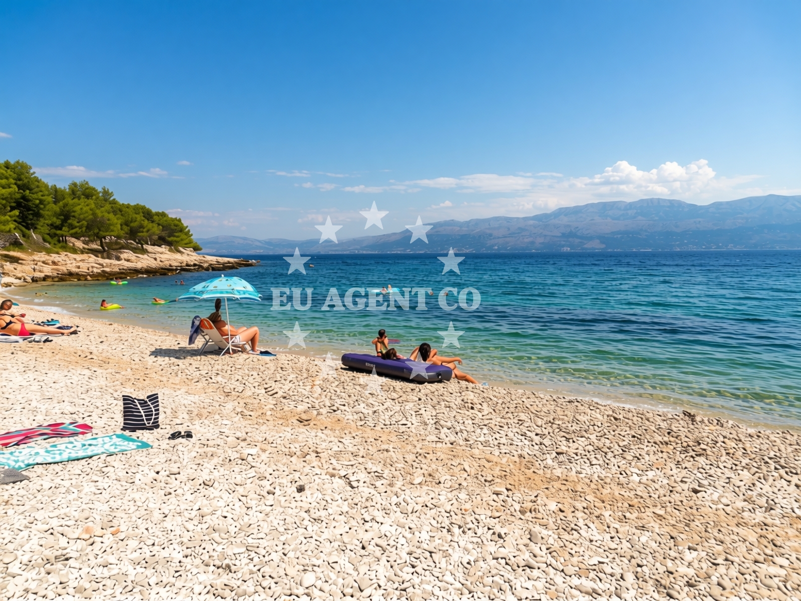 Overview of Babin Laz beach in Malačnica, Supetar