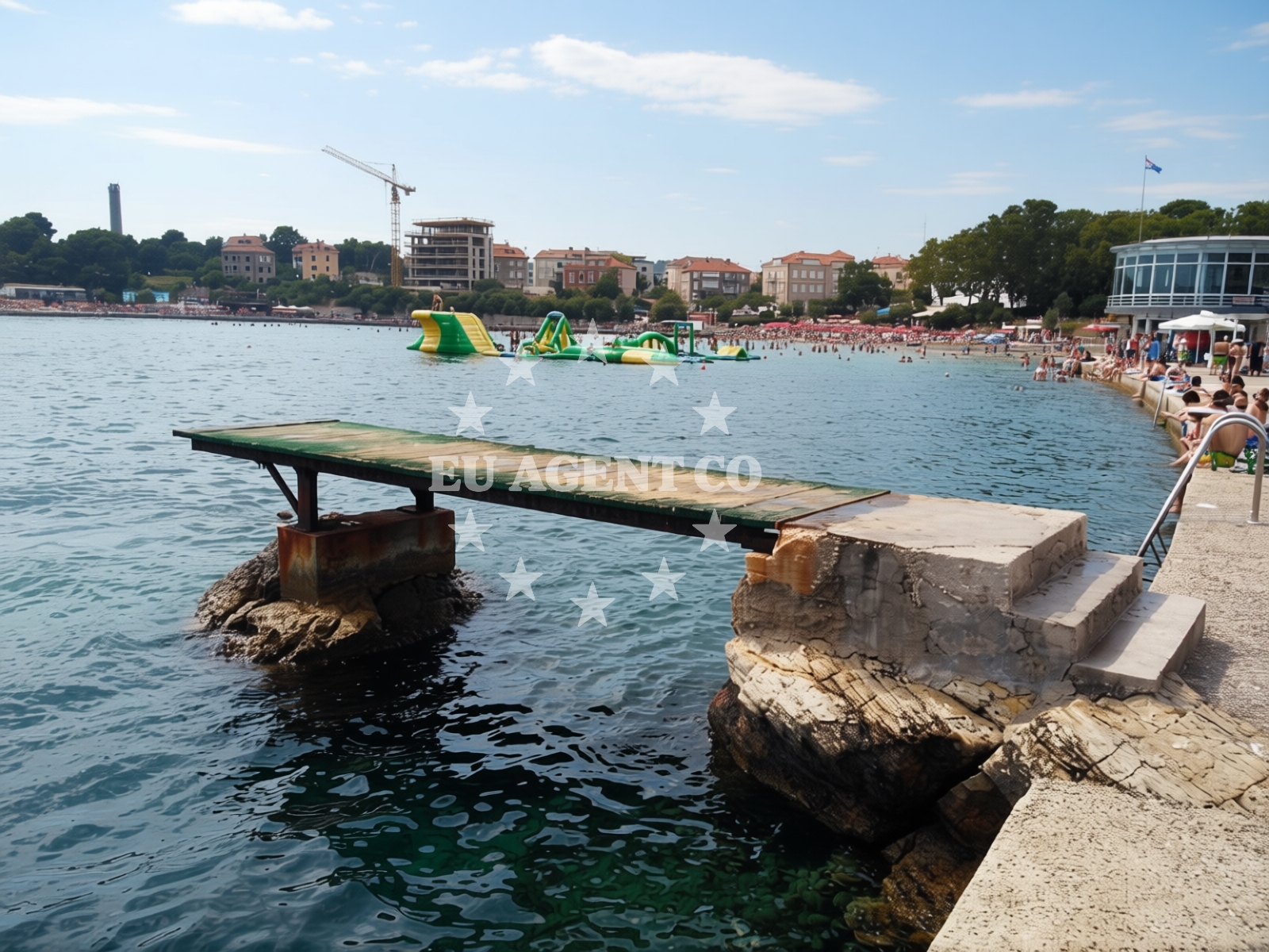 Additional view of Bacvice beach in prilaz braće Kaliterna 12, Split