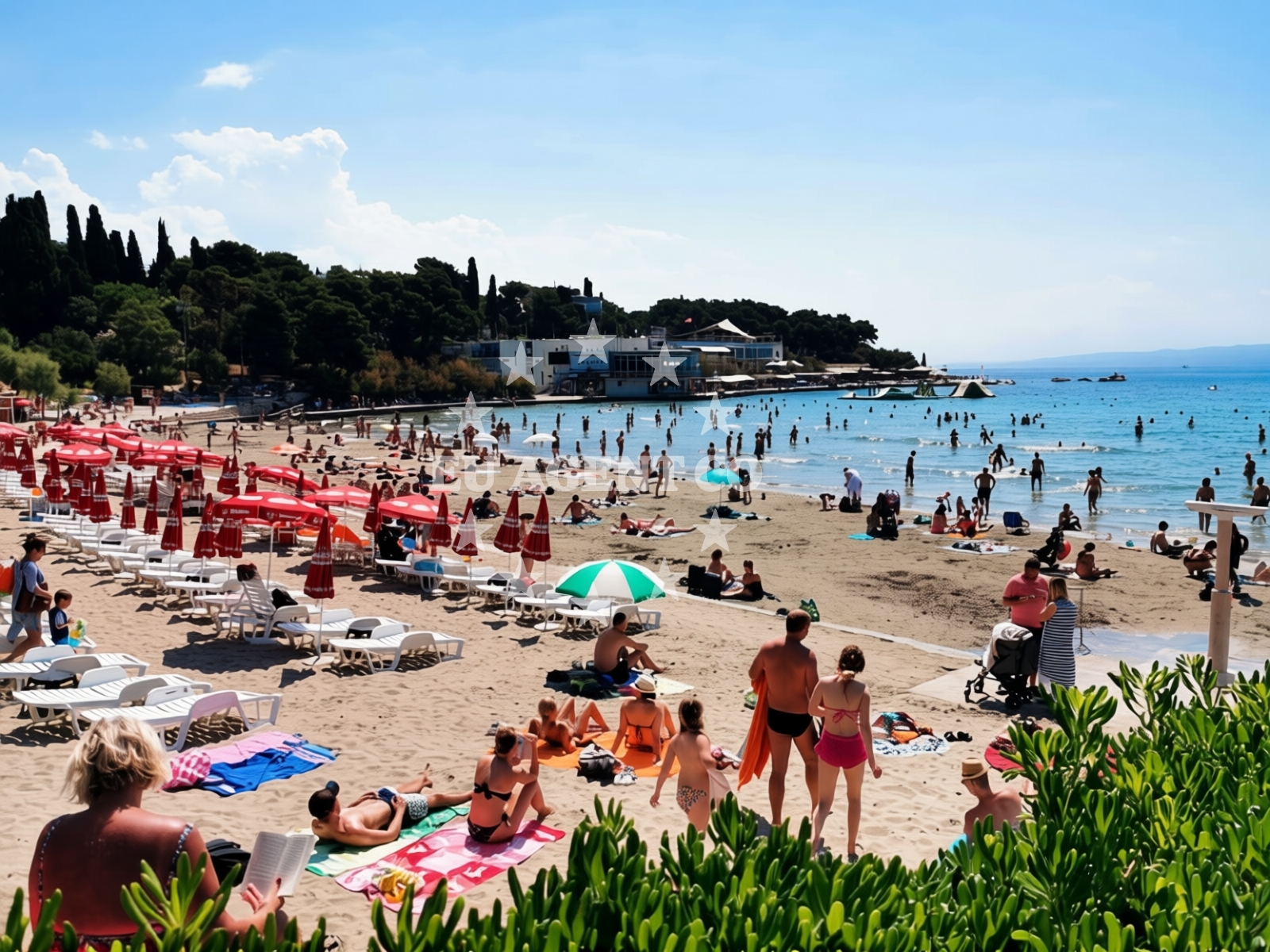 Additional view of Bacvice beach in prilaz braće Kaliterna 12, Split