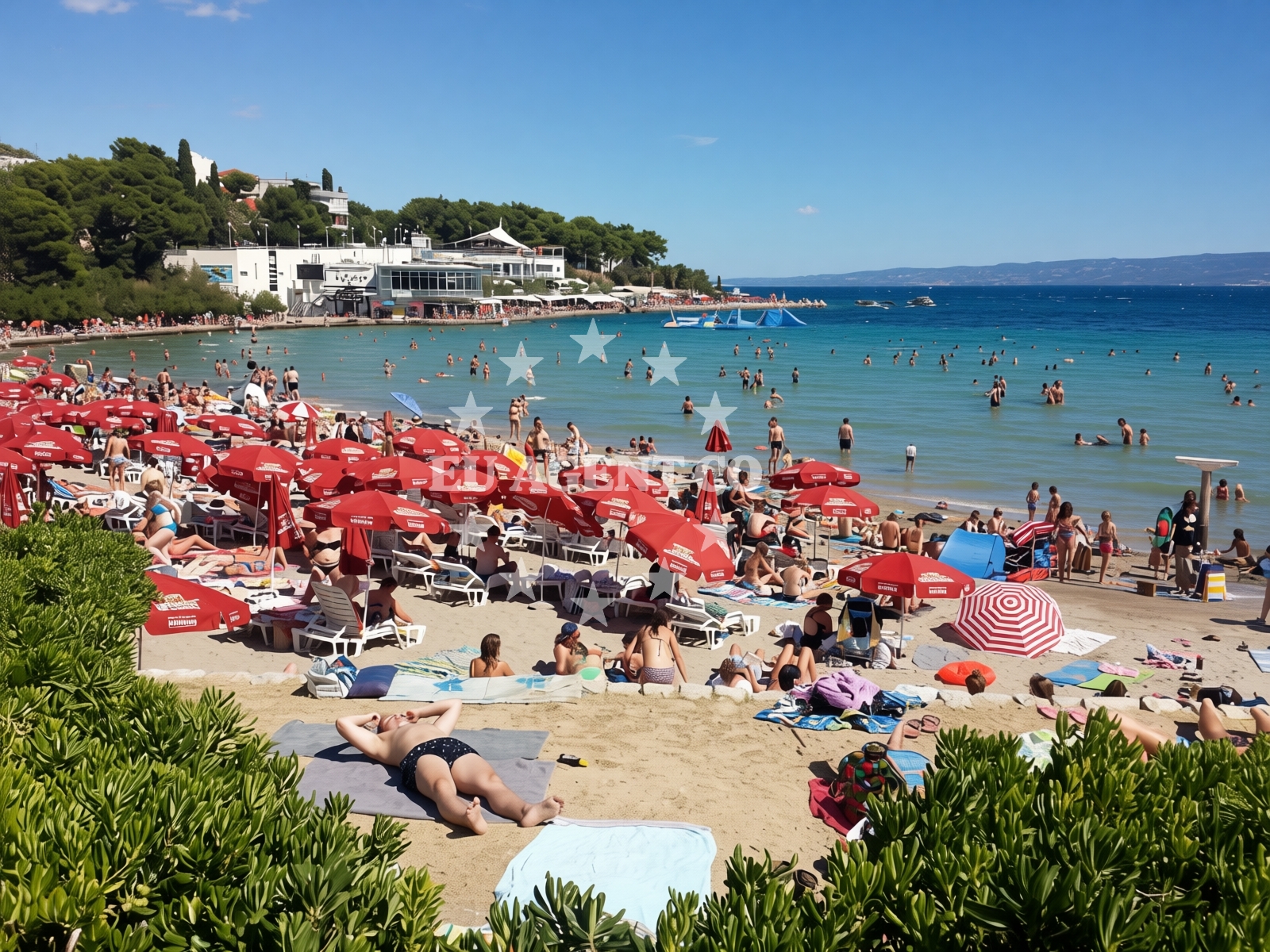 Additional view of Bacvice beach in prilaz braće Kaliterna 12, Split