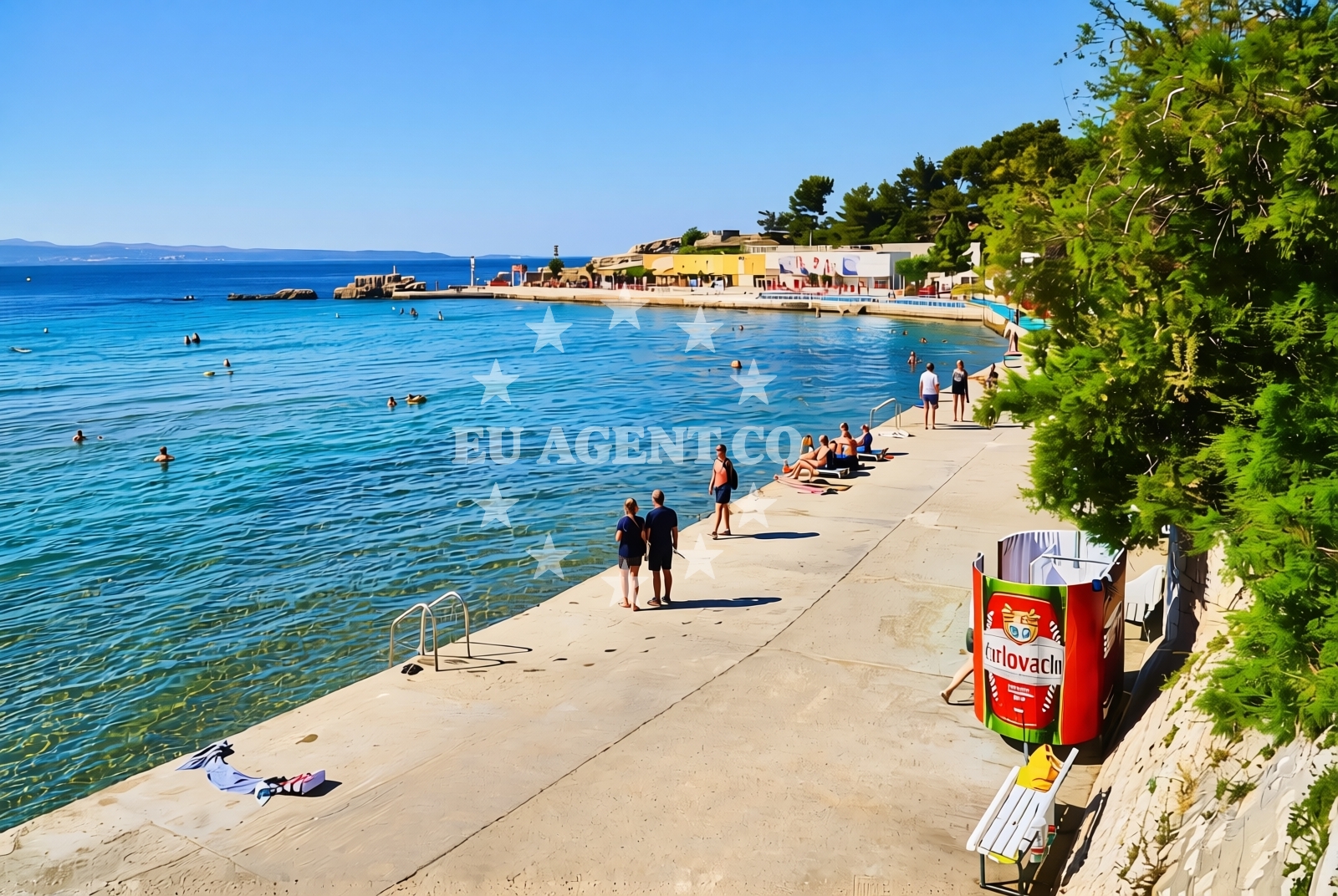 Additional view of Bacvice beach in prilaz braće Kaliterna 12, Split
