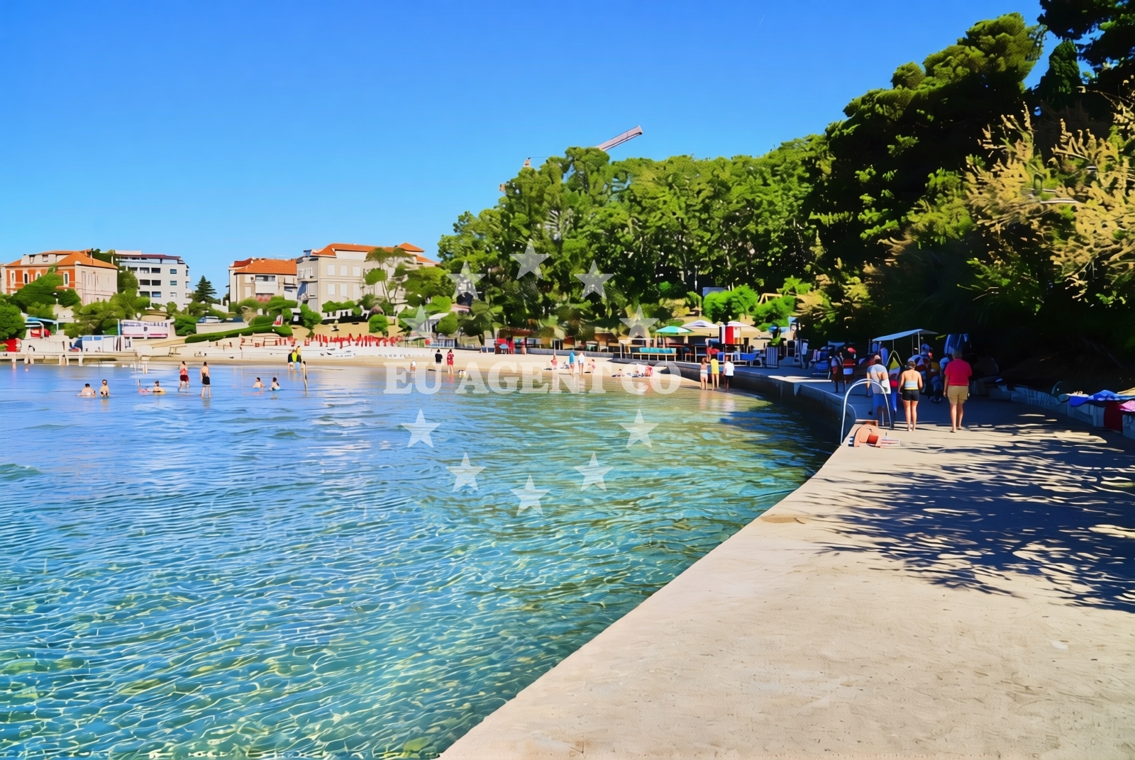 Additional view of Bacvice beach in prilaz braće Kaliterna 12, Split