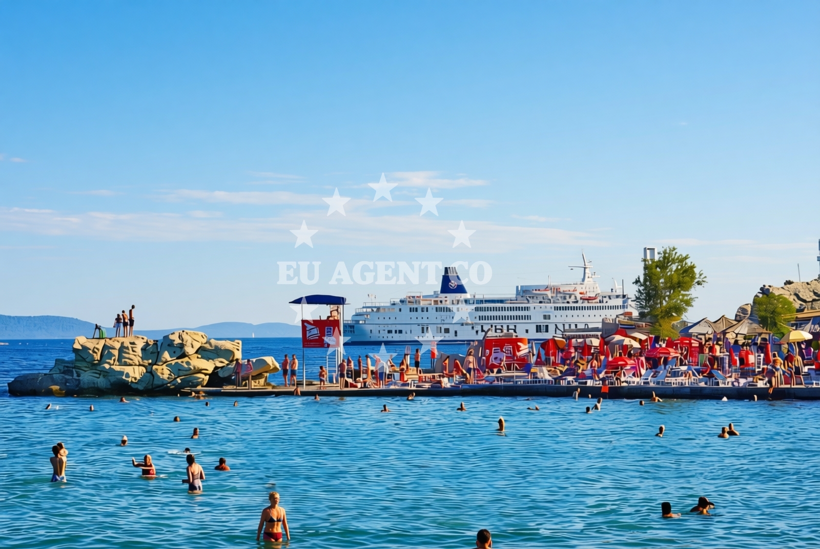 Additional view of Bacvice beach in prilaz braće Kaliterna 12, Split