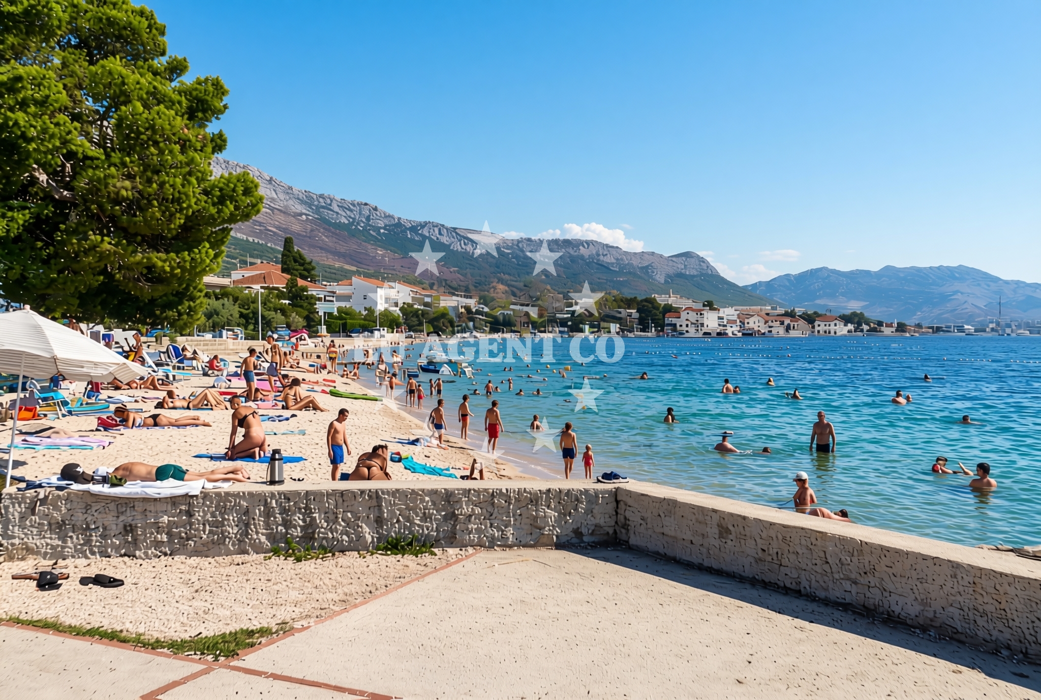 Shoreline and swimming area at Baletna škola istok, Kaštel Kambelovac Beach in Baletna škola istok