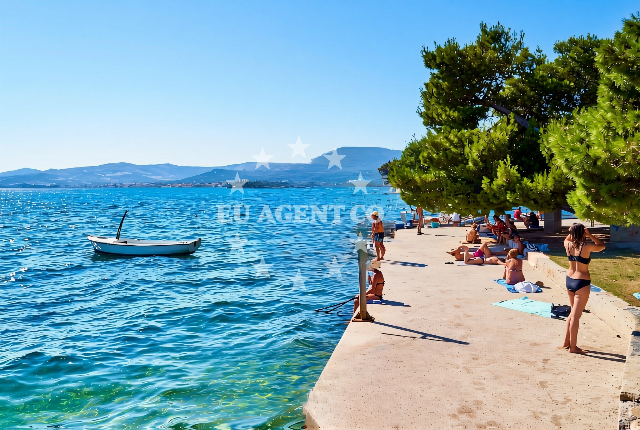 Sea and coastal view of Baletna škola zapad, Kaštel Kambelovac Beach in Baletna škola zapad