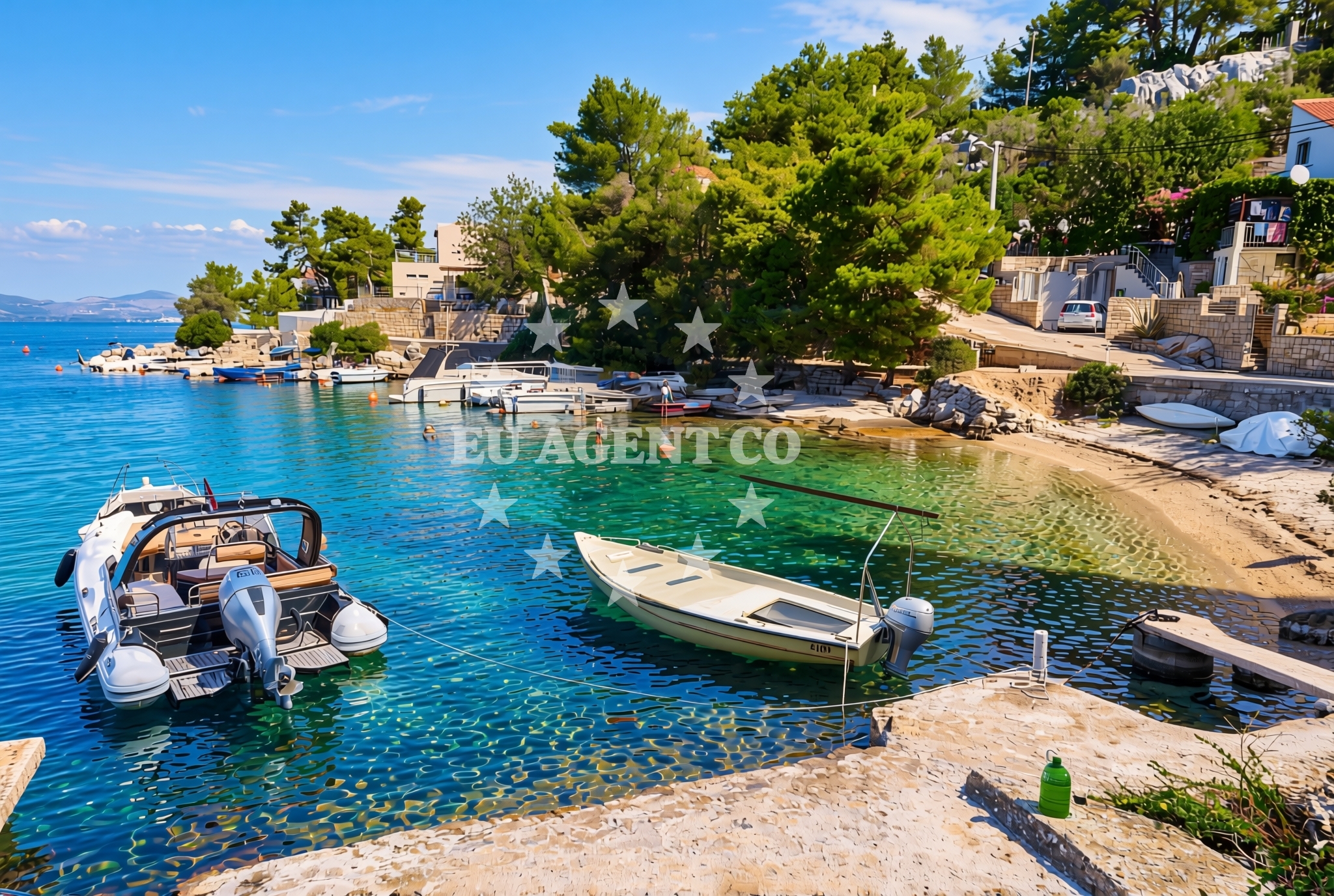 Beach facilities and surroundings at Banje istok, Rogač (Šolta) Beach in Banje istok