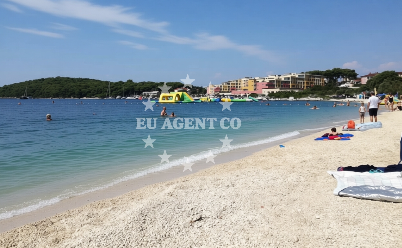 Additional view of Banjole beach in Lucefinka 3, Banjole