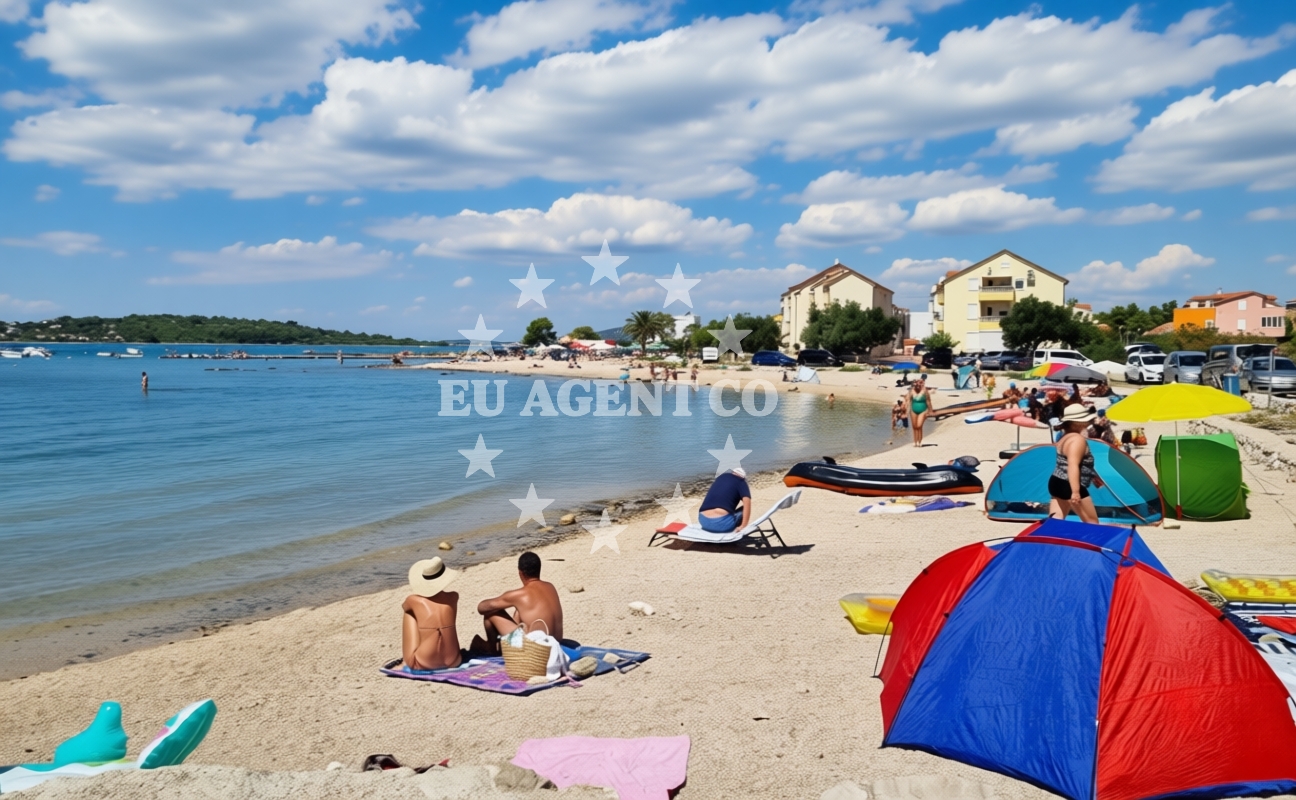 Additional view of Barbun Beach in 37 Srima XVII, Srima