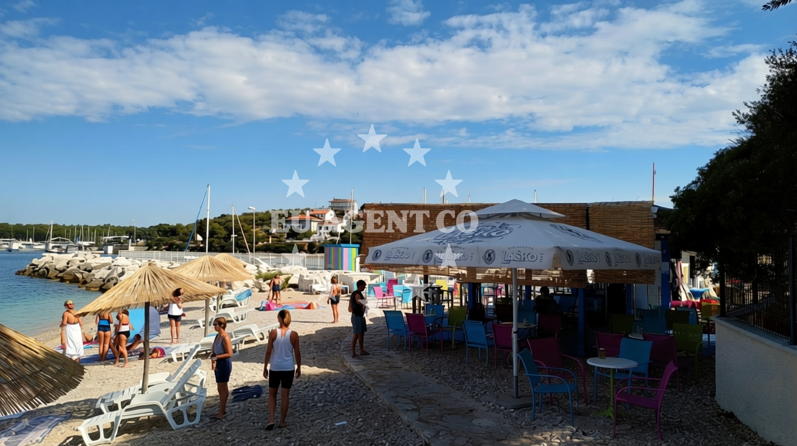 Additional view of Batana beach in 6 ogranak 17, Pješčana uvala, Pula