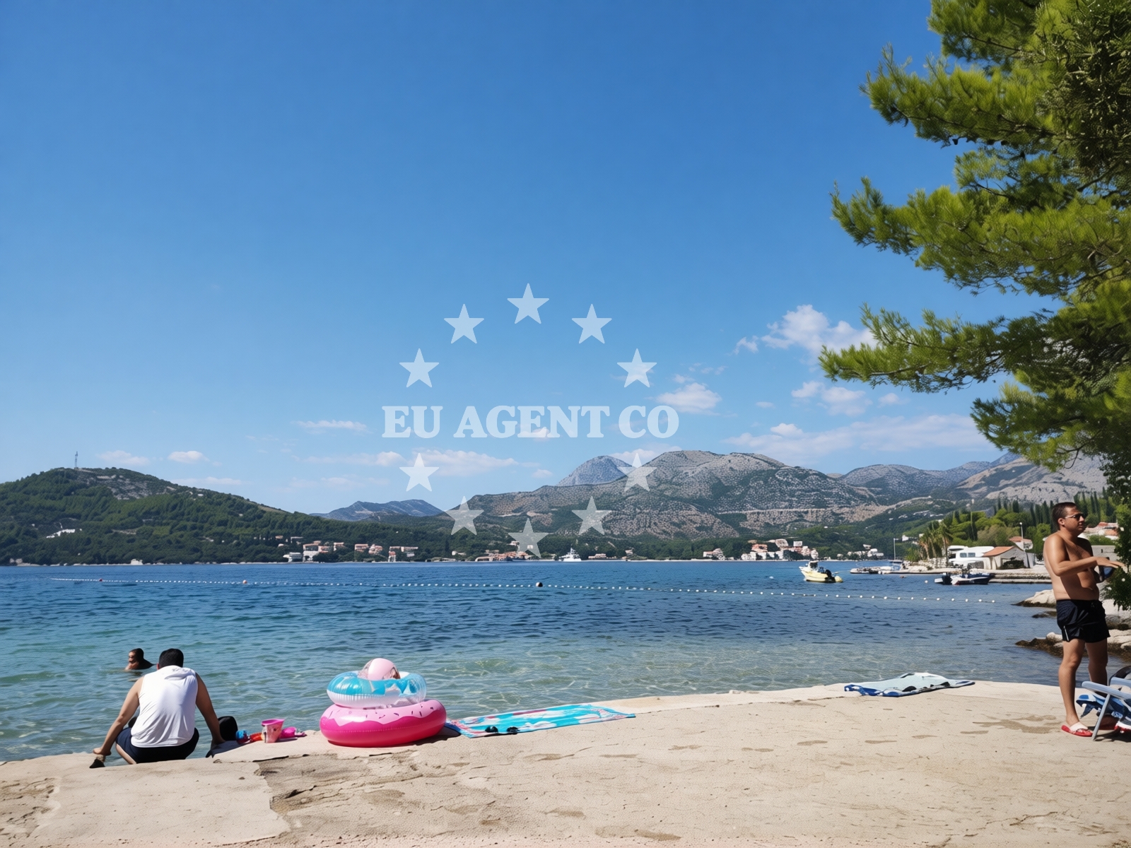 Shoreline and swimming area at Beach Banja in Banja 1, Slano
