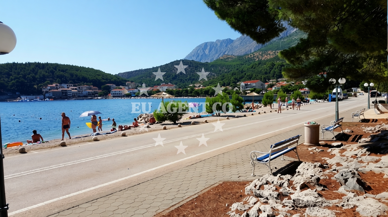 Sea and coastal view of Beach Drvenik in 194 Donja Vala, Drvenik