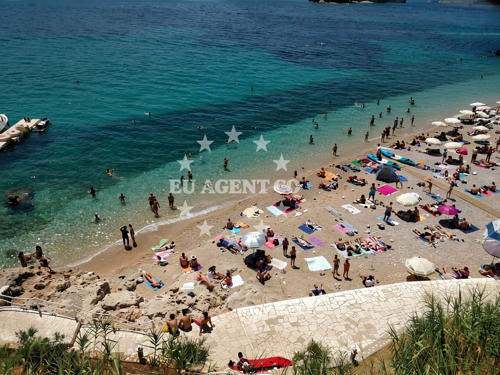 Shoreline and swimming area at Beach Duce in Poljička Cesta 63, Duće