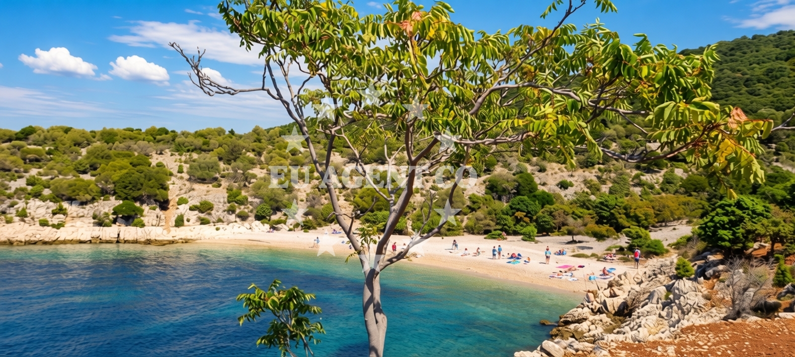 Sea and coastal view of Beach Grabrovica in Lungo mare Sv Mikule 17, Cres