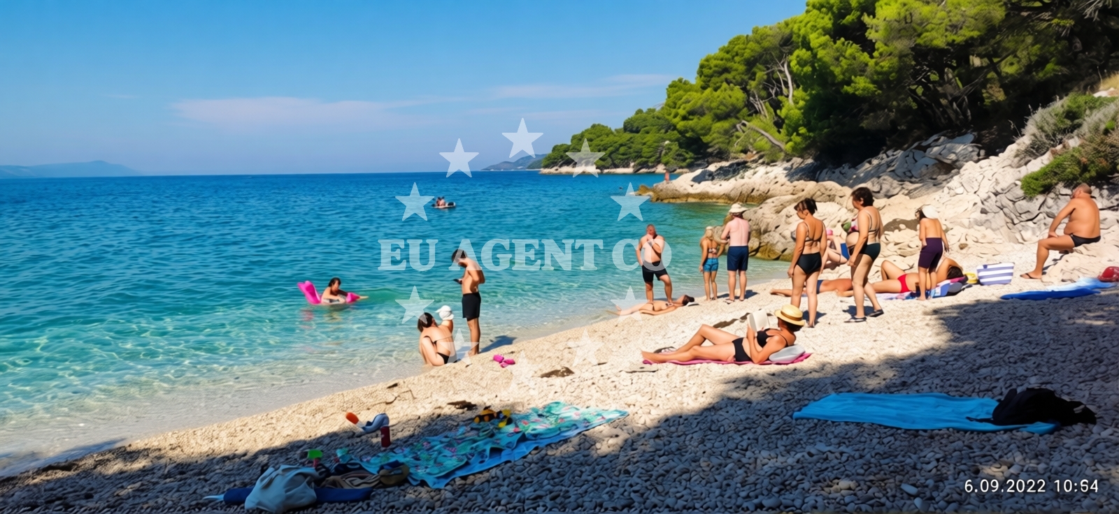 Overview of Beach Malinka in Gornja vala 85, Drvenik