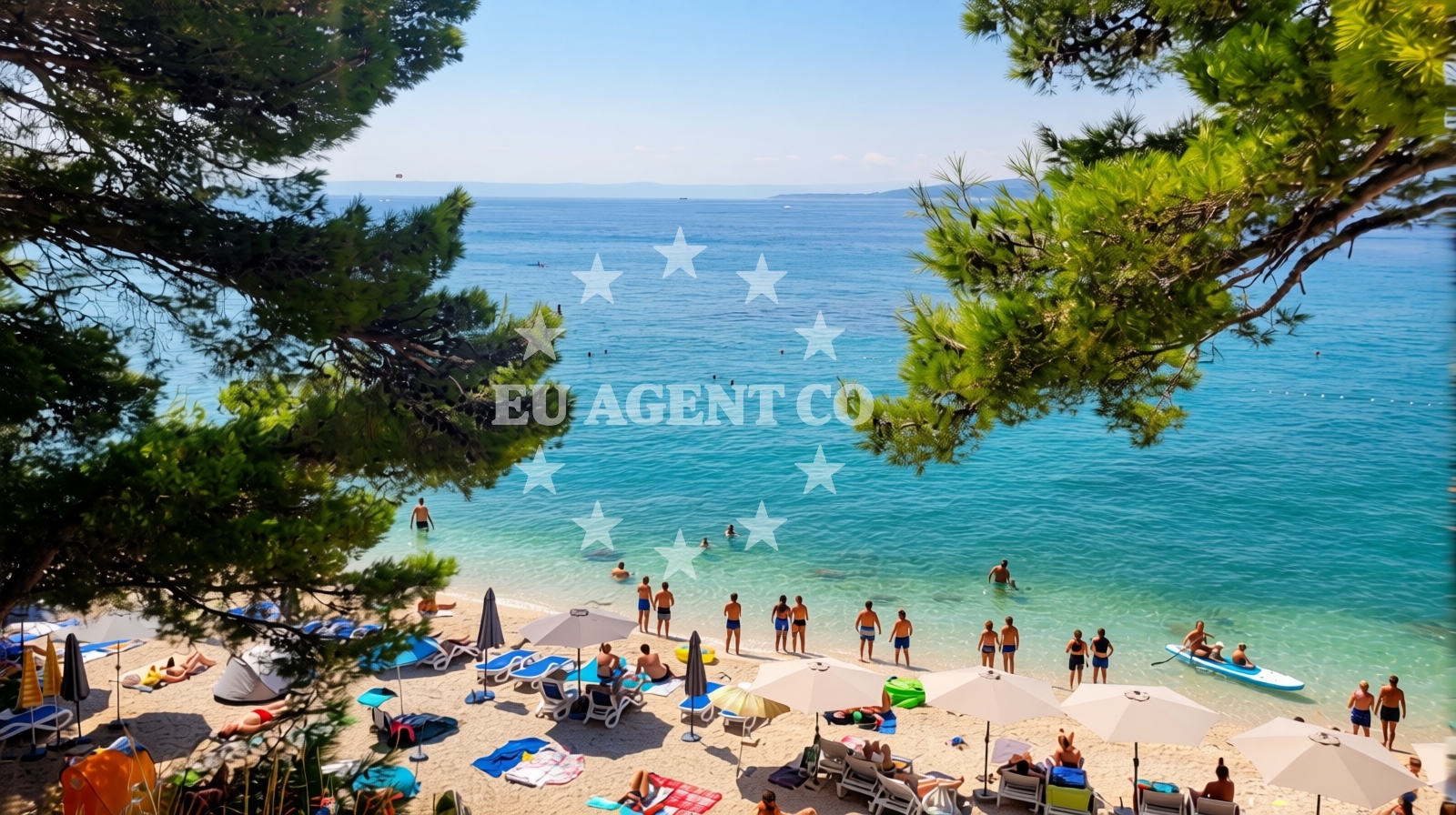Shoreline and swimming area at Beach Nikolina in Stjepana Radica 4, Baška Voda