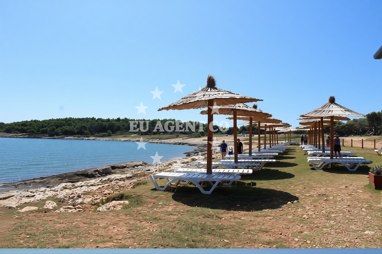 Beach facilities and surroundings at Beach Skoljic in Selo 250, Premantura