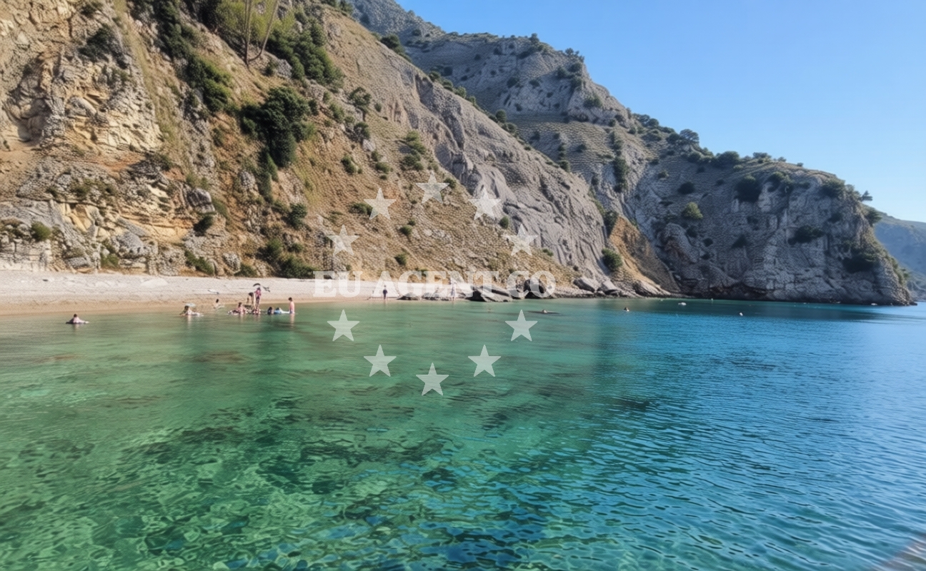 Sea and coastal view of Beach St. Roger in brzac 167, Krk