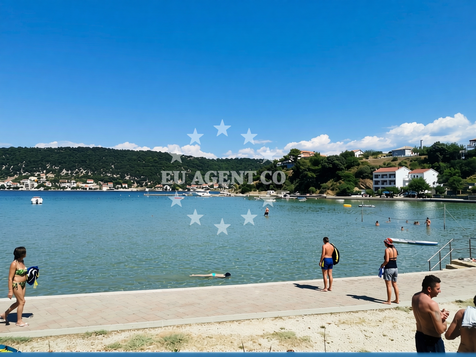 Beach facilities and surroundings at Beach Supetarska Draga in Supetarska Draga 214, Supetarska Draga