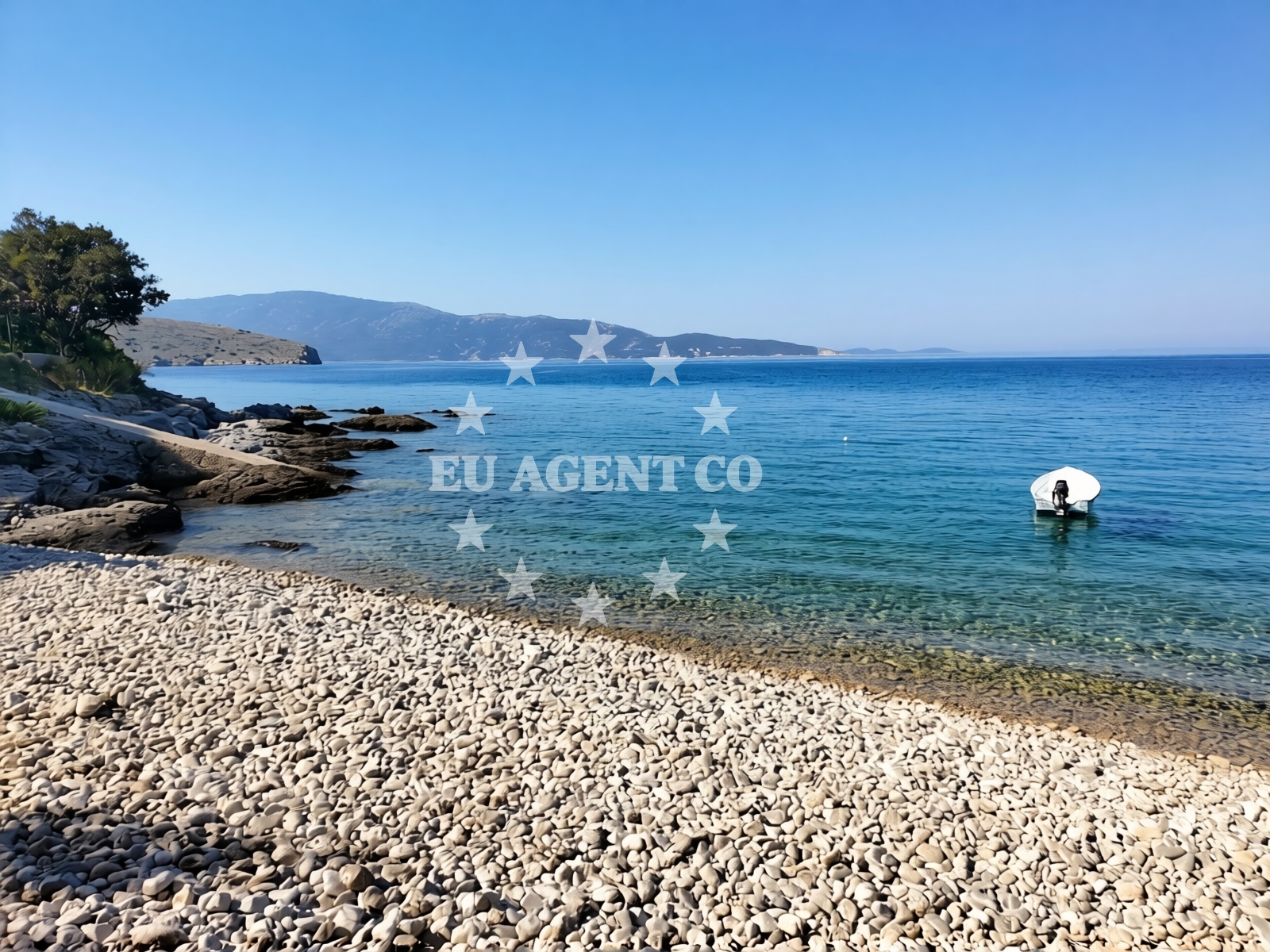 Additional view of Beach Veli Zal in USTRINE 9 1, Ustrine