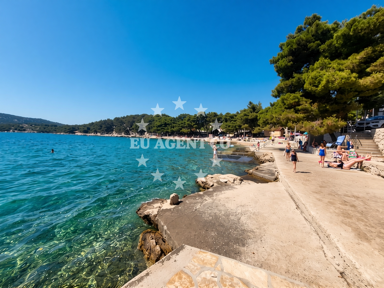 Overview of Beach Zamalin in Zamalin 12a, Tribunj