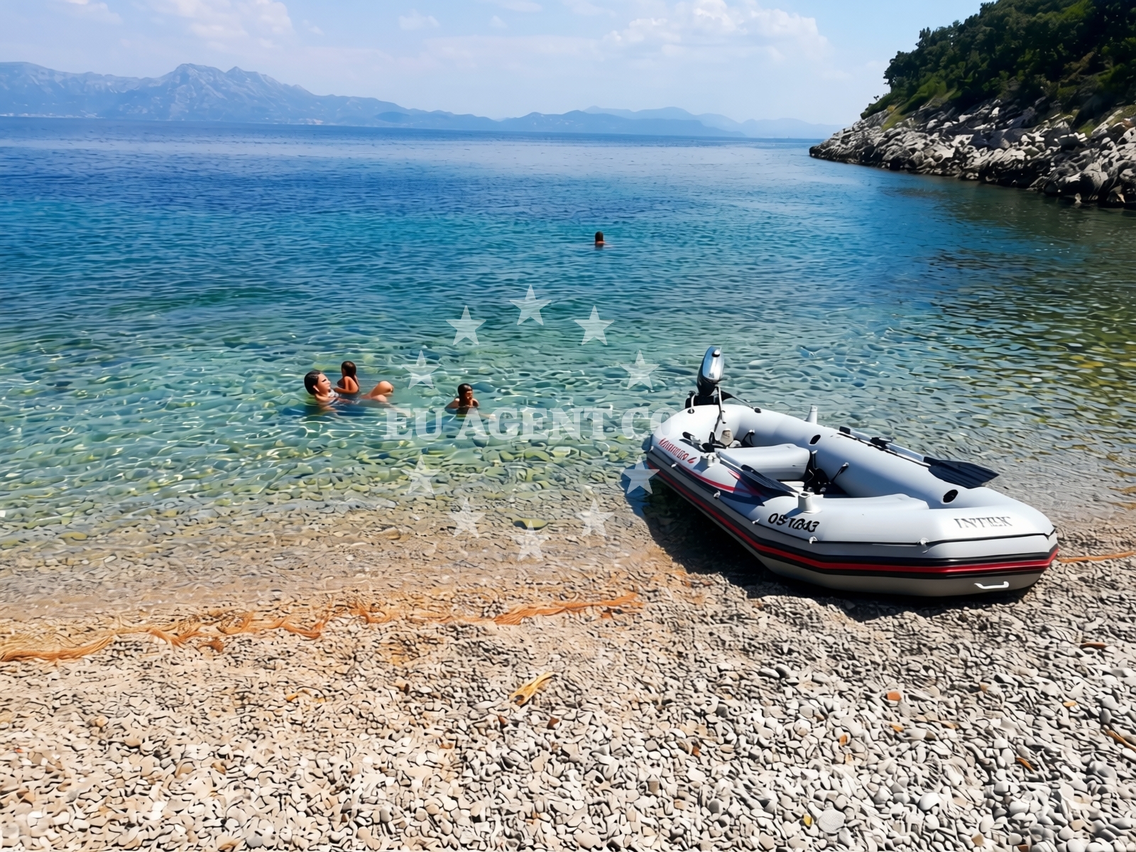 Beach facilities and surroundings at Belecica beach in Dinka Fabrisa 18 A, Trpanj
