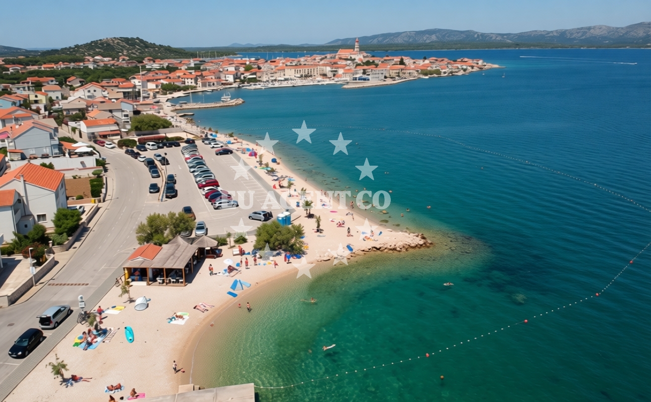Additional view of Betina beach in Dolac 16B, Betina