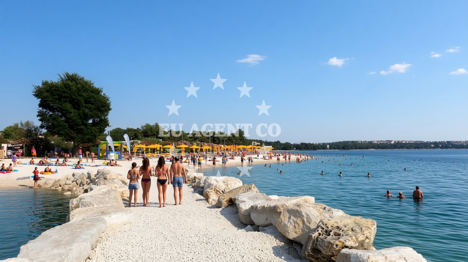 Beach facilities and surroundings at Bi Village beach in 115 Dragonja, Fažana
