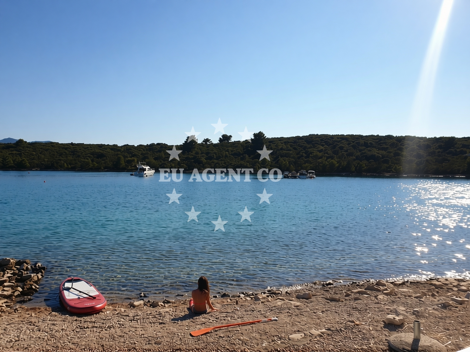 Overview of Bili beach in Lovište apartmán, Lovište