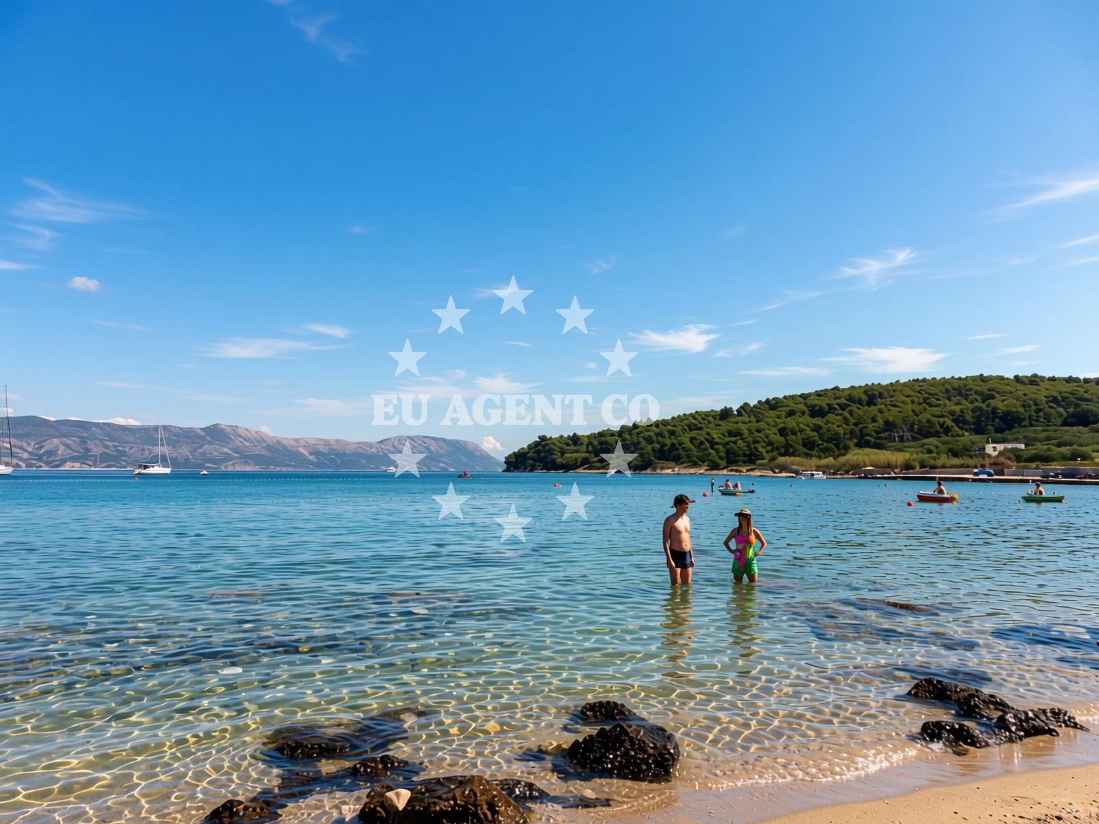 Beach facilities and surroundings at Bilin Zal beach in Vela Glavica 654, Lumbarda