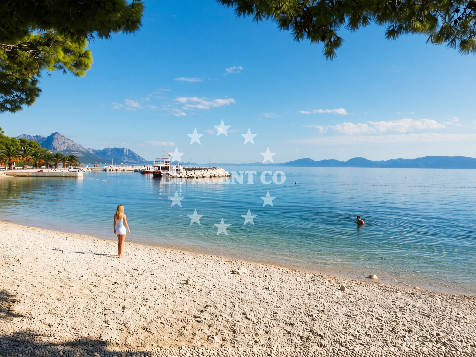 Beach facilities and surroundings at Blato beach in 29 Blato, Živogošće